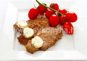 foetel Borjúpecsenye bazsalikommal fűszerezett vajjal 