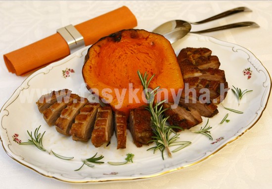 foetel Illatos libamell sült tökkel