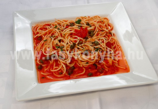 foetel Kapribogyós paradicsomos spagetti 