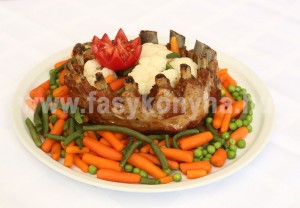 foetel Korona sült oldalas vajban párolt zöldségekkel