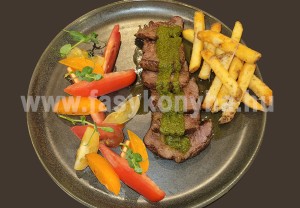 foetel Marhasült spenótmártással sültburgonyával