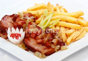 foetel Sertéskaraj kiadósan