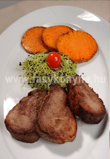 foetel Sertés szűz sült tökkel