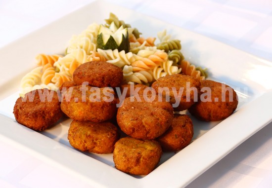 foetel Zöldséges tojásfasírt fokhagymás fusillivel