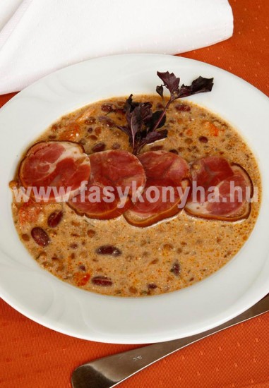 leves Korhelyleves