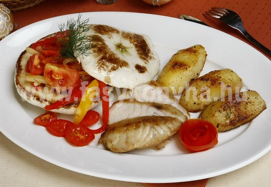 menu Harcsaderék roston kapros lecsóval patisszonba töltve egészben pirított burgonyával 