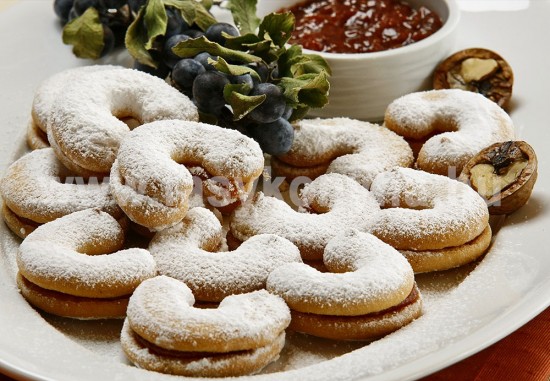 menu Lekváros hókifli